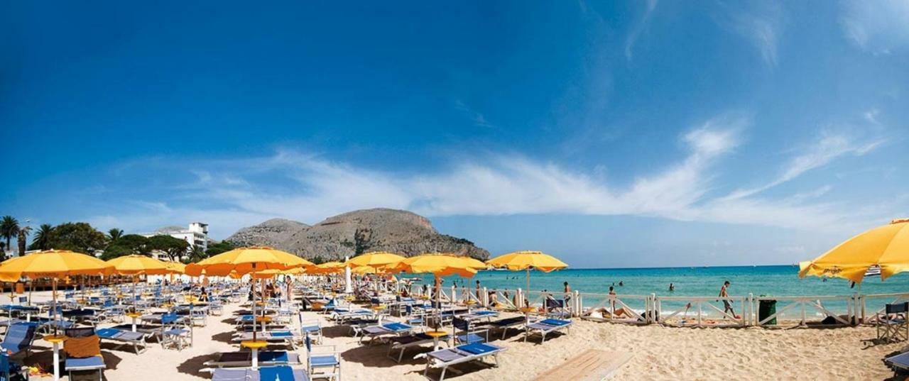 Casa Vacanza Peppino! Palermo Zewnętrze zdjęcie